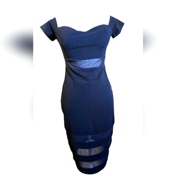 Justify Dresses & Skirts - J For Justify Elegant Black Padded Dress